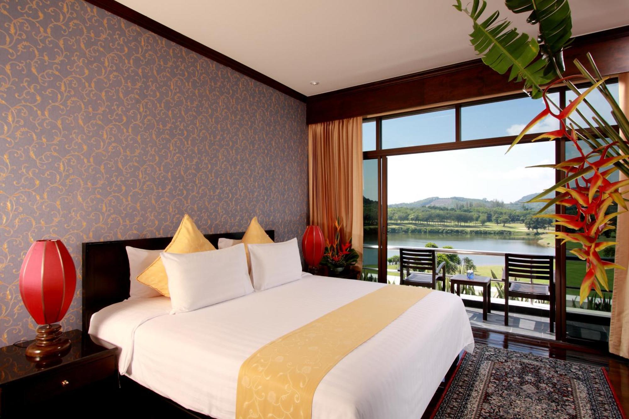 Blue Canyon Country Club Mai Khao Exterior foto